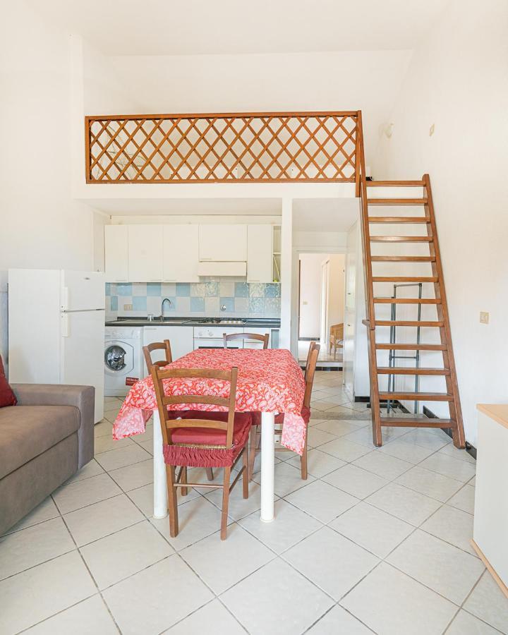 Ambra Holiday Rooms San Teodoro  Exterior photo